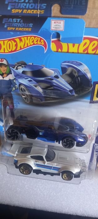 Conjunto 2 fast & furious spy racers
