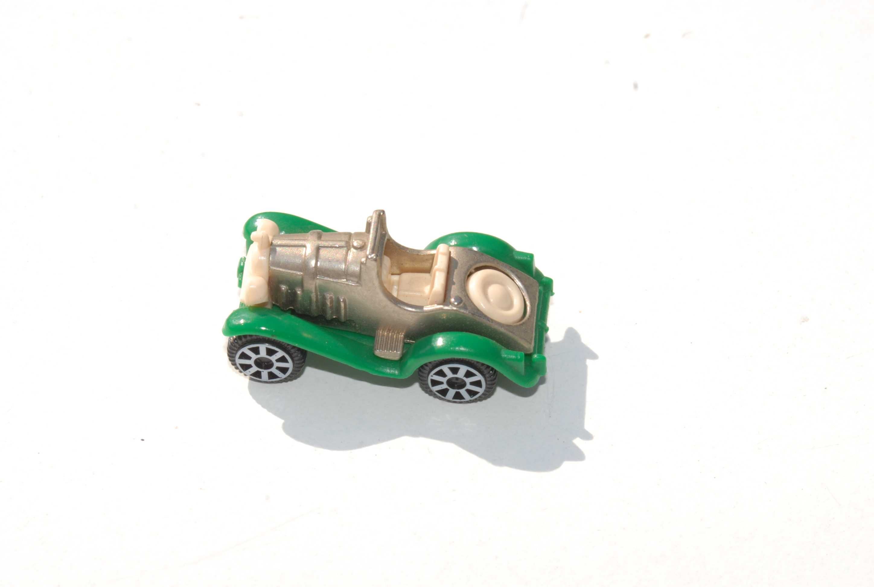 Stara zabawka samochód oldsmobile miniaturowy 90 lata kolekcja Kinder