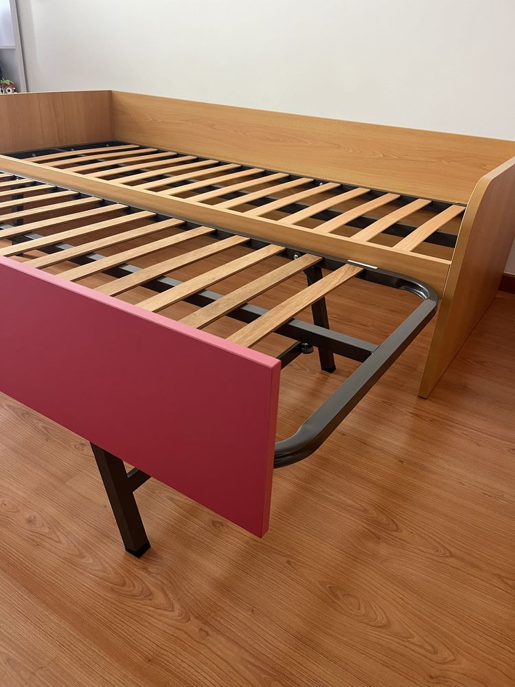 Cama + gaveta (elevatoria) e Cómoda/ Camiseiro Lourini
