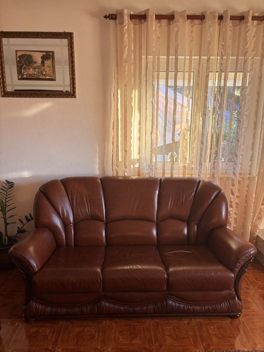 Conjunto de Sofás + Mesa Centro + Tapete