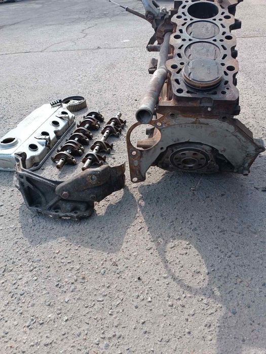 блок циліндра двигуна мітсубіші галант 4g93