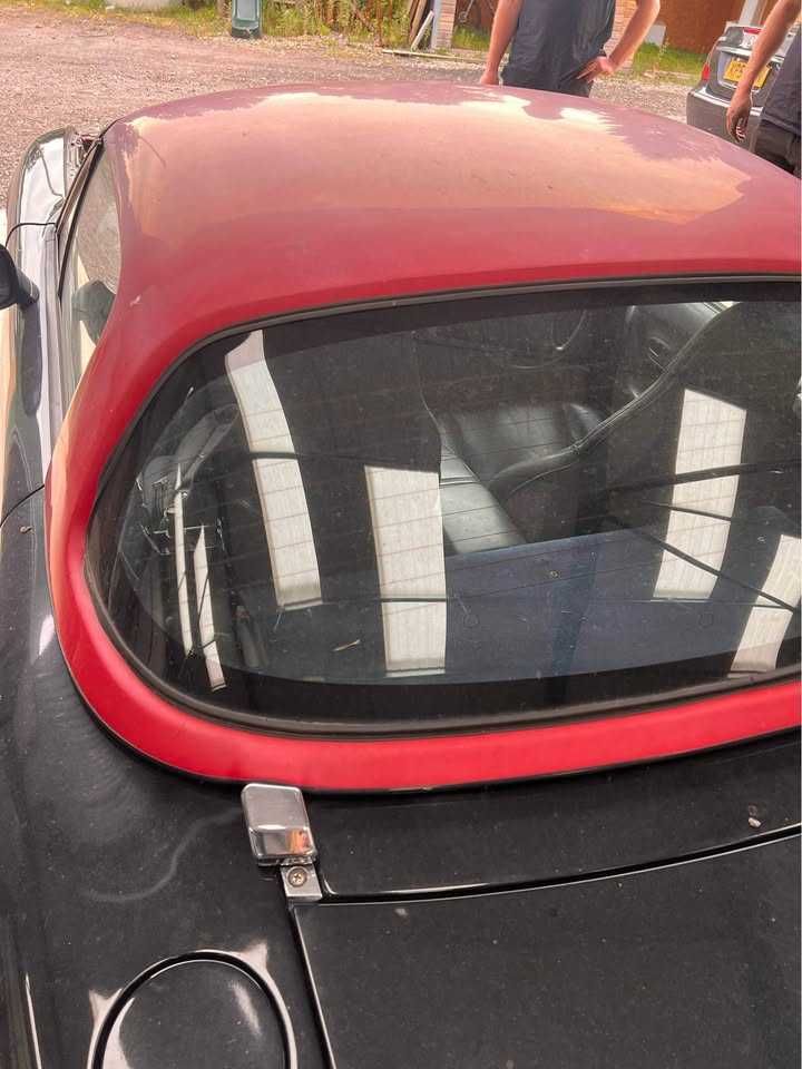 Hardtop vermelho para mazda