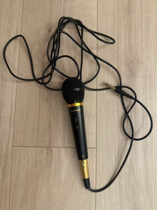 MIKROFON dynamiczny THOMSON M142G + kabel