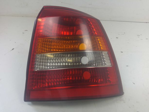 Opel Astra II 2 G HB Lampa Prawa Tylna Prawy Tył PT