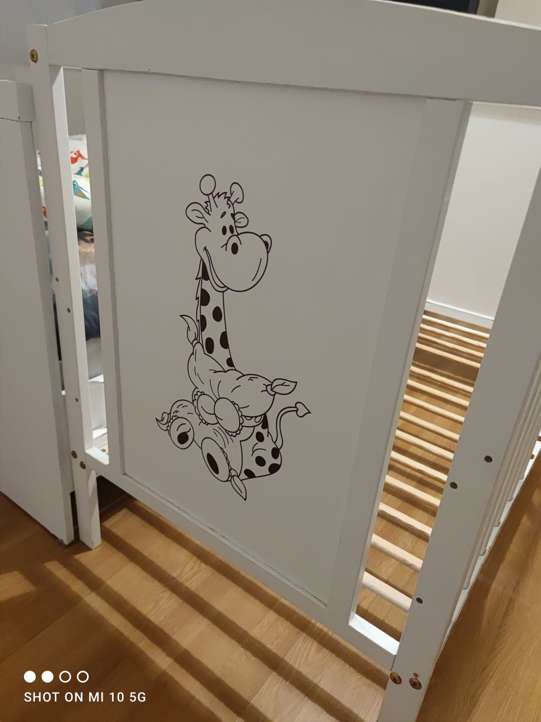 Łóżeczko dziecięce drewniane bez szuflady