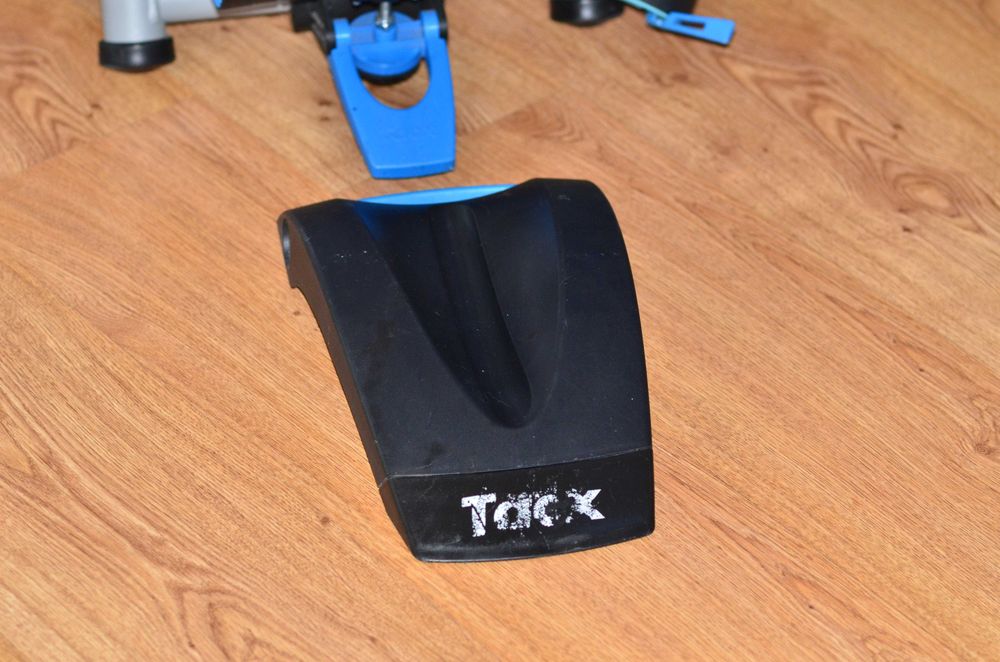 Trenażer magnetyczny rowerowy Tacx Booster