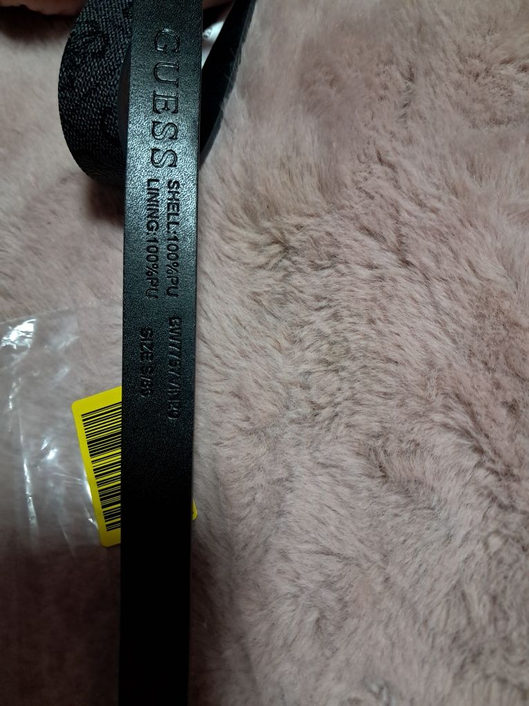 Guess pasek alexie adjust logo logowany monogram z pudełkiem r S 85 id