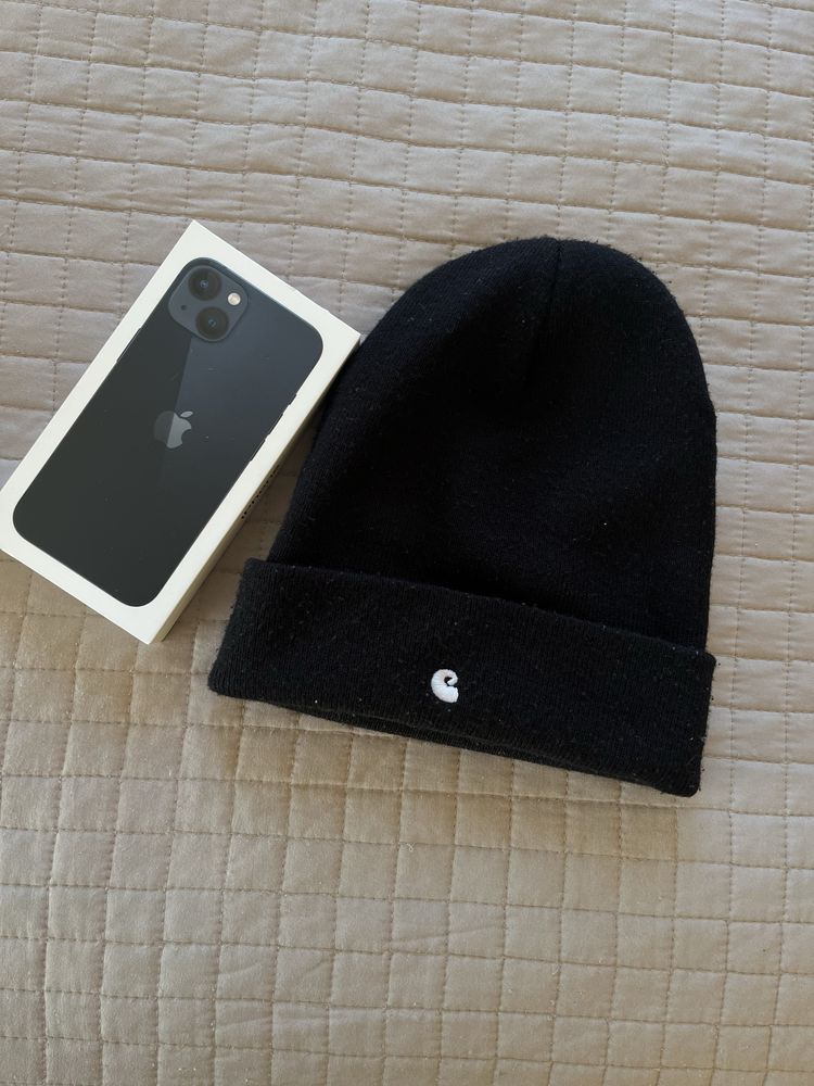 Шапка carhartt чорна