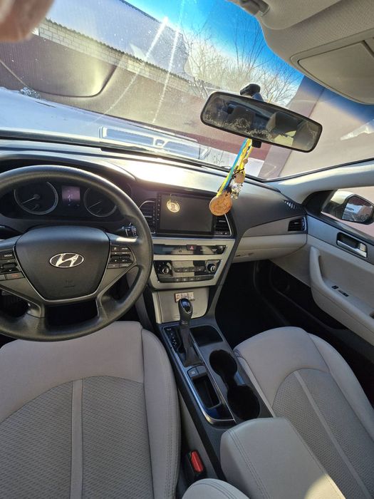 Продам машину  в хорошому стані