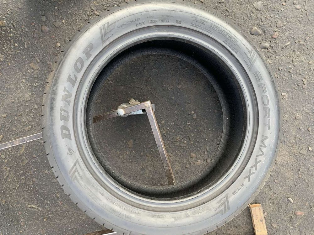 Шини 215/55 R17 Dunlop літо 2022 рік 6 мм