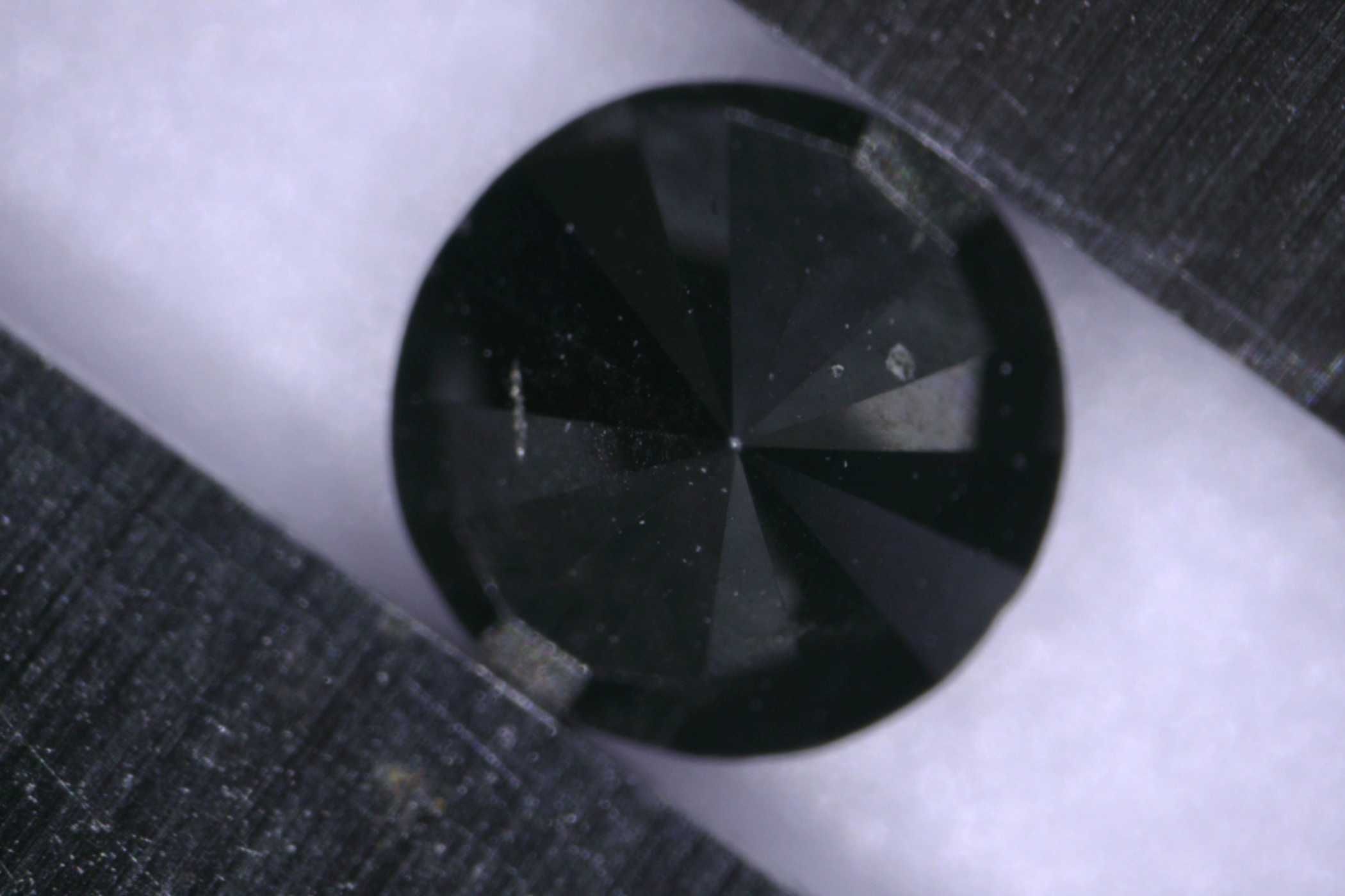 Diament 0.37ct Czarny Brylant