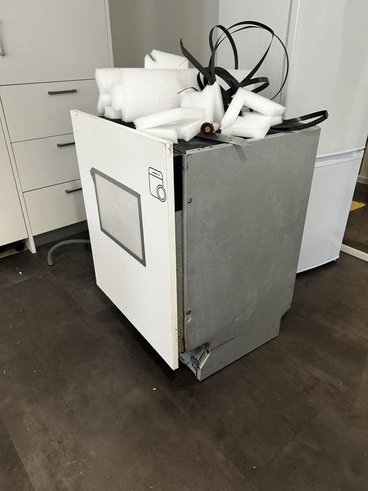 Maquina lavar loica smeg de encastrar ST531