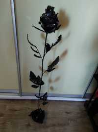 Продам роза  ручной работы металл 800грн