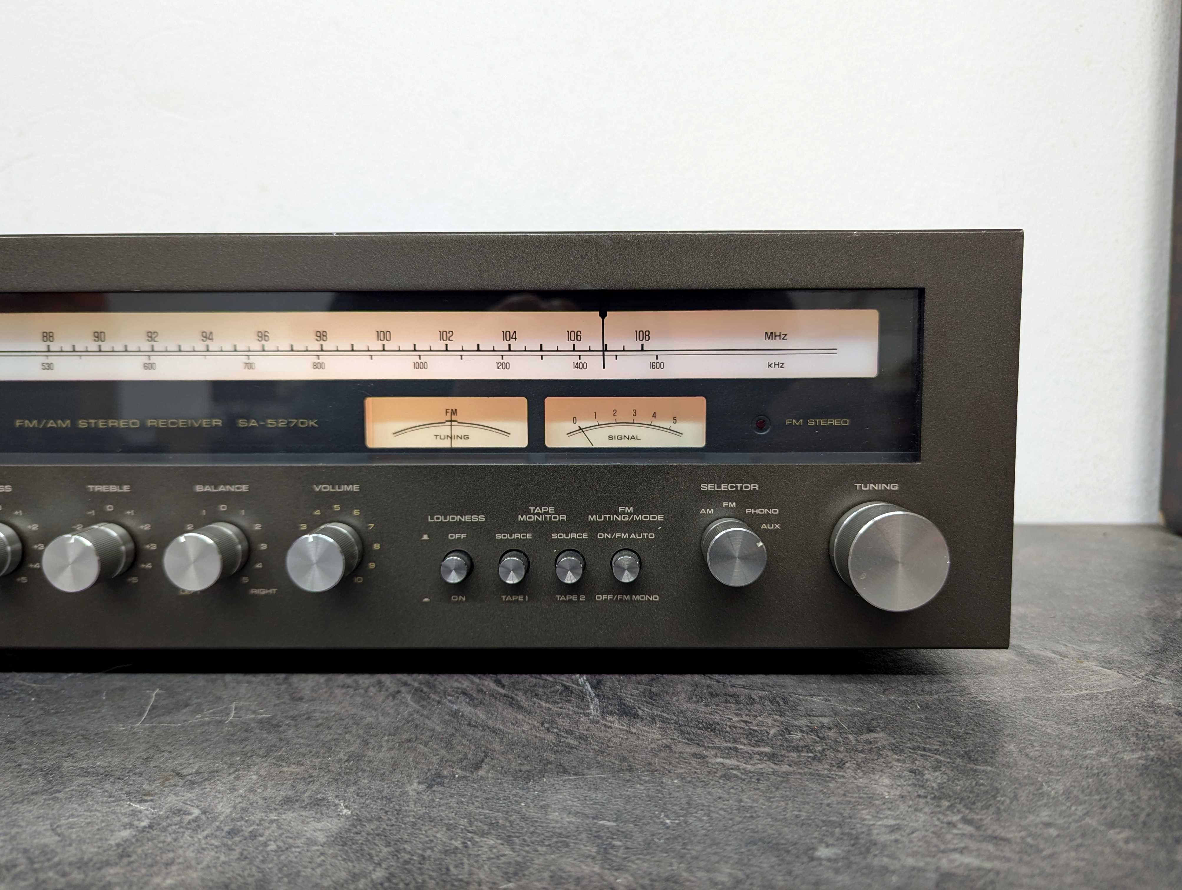 Стерео ресивер Technics SA-5270K.