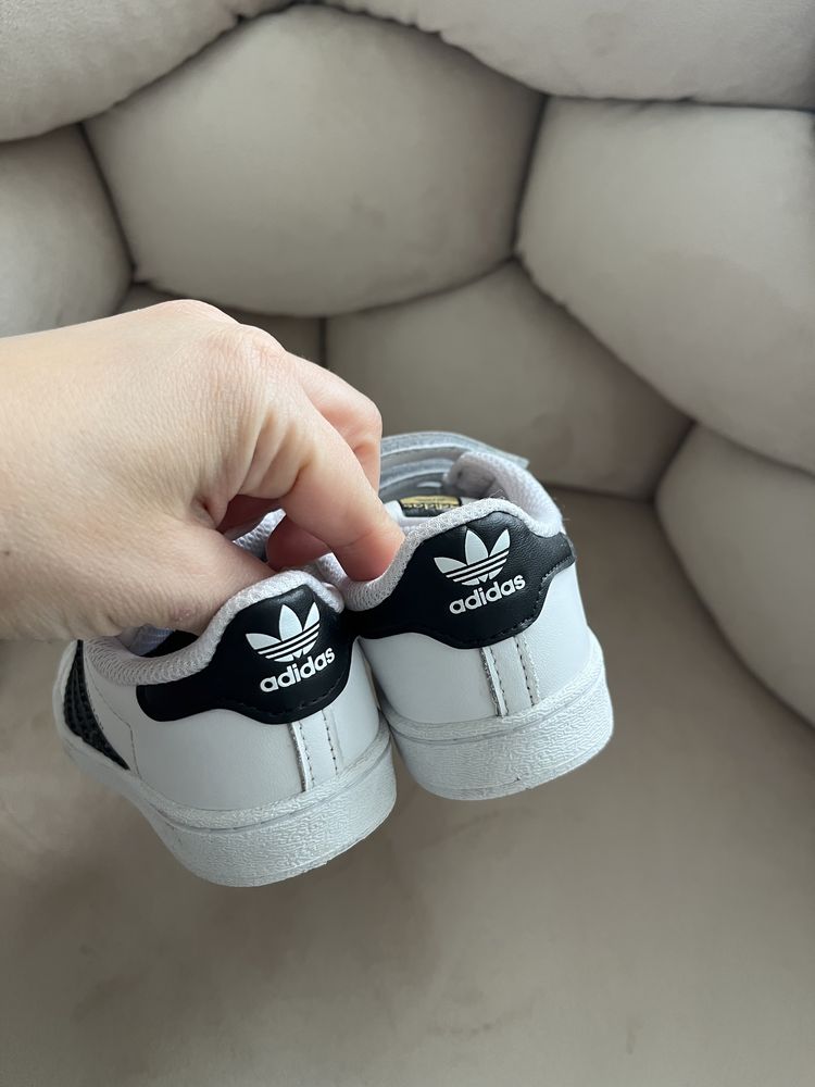 Adidas Superstar 26