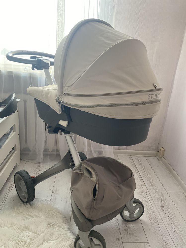 Witam sprzedam wózek Stokke V3