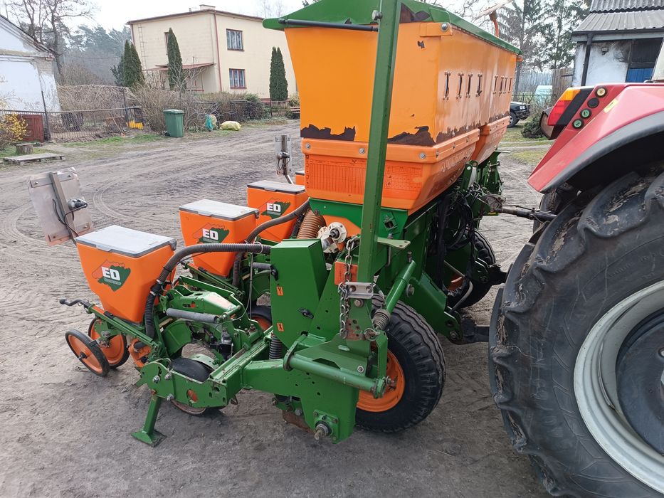 Siewnik do kukurydzy Amazone ED 302 contour talerzowy 4 rzędy zamiana