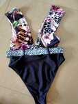 Śliczny strój kąpielowy River Island r. S