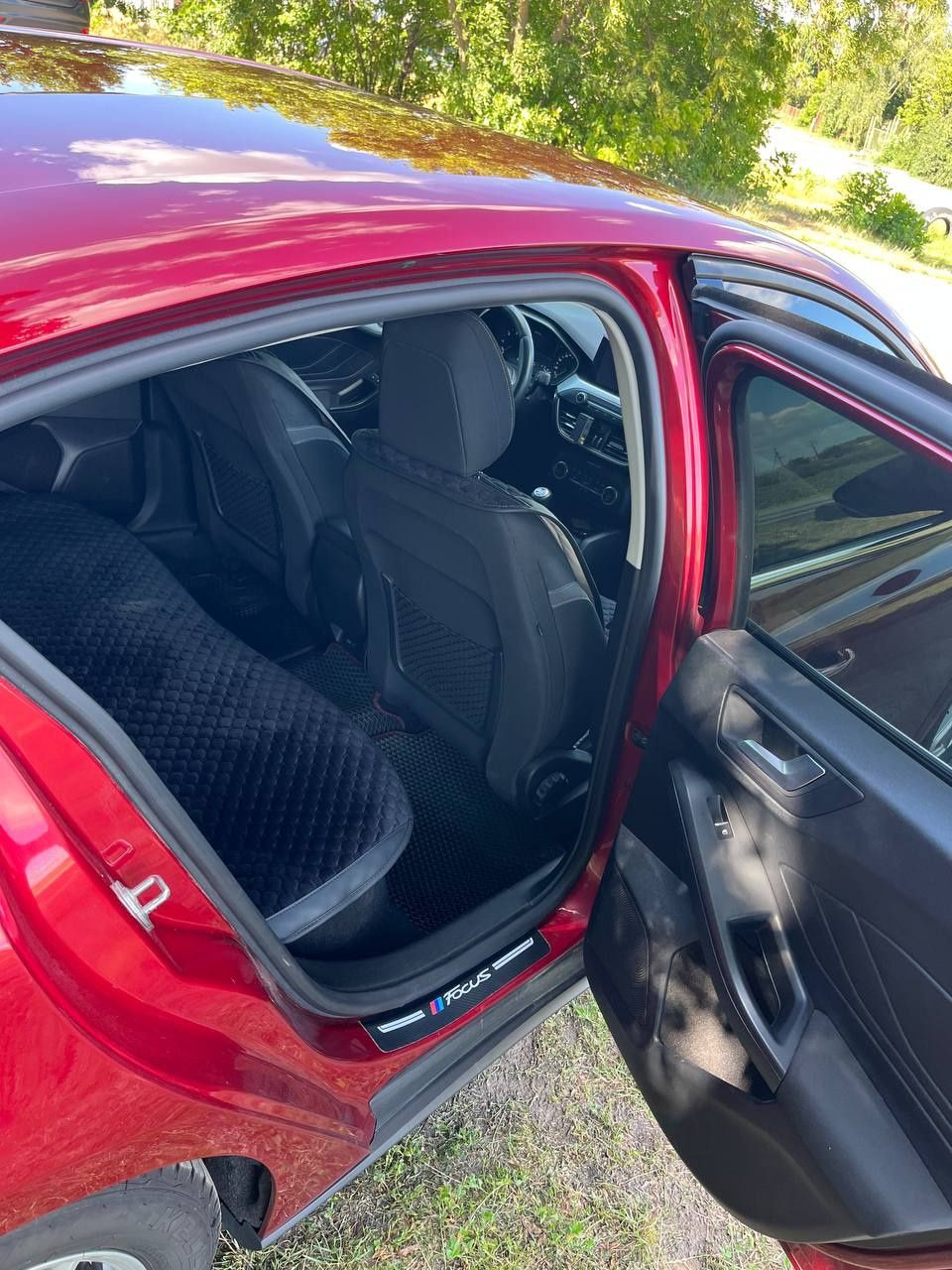 Продам Ford focus