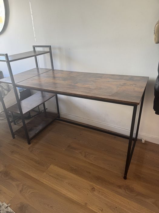 Mesa para quarto/escritório