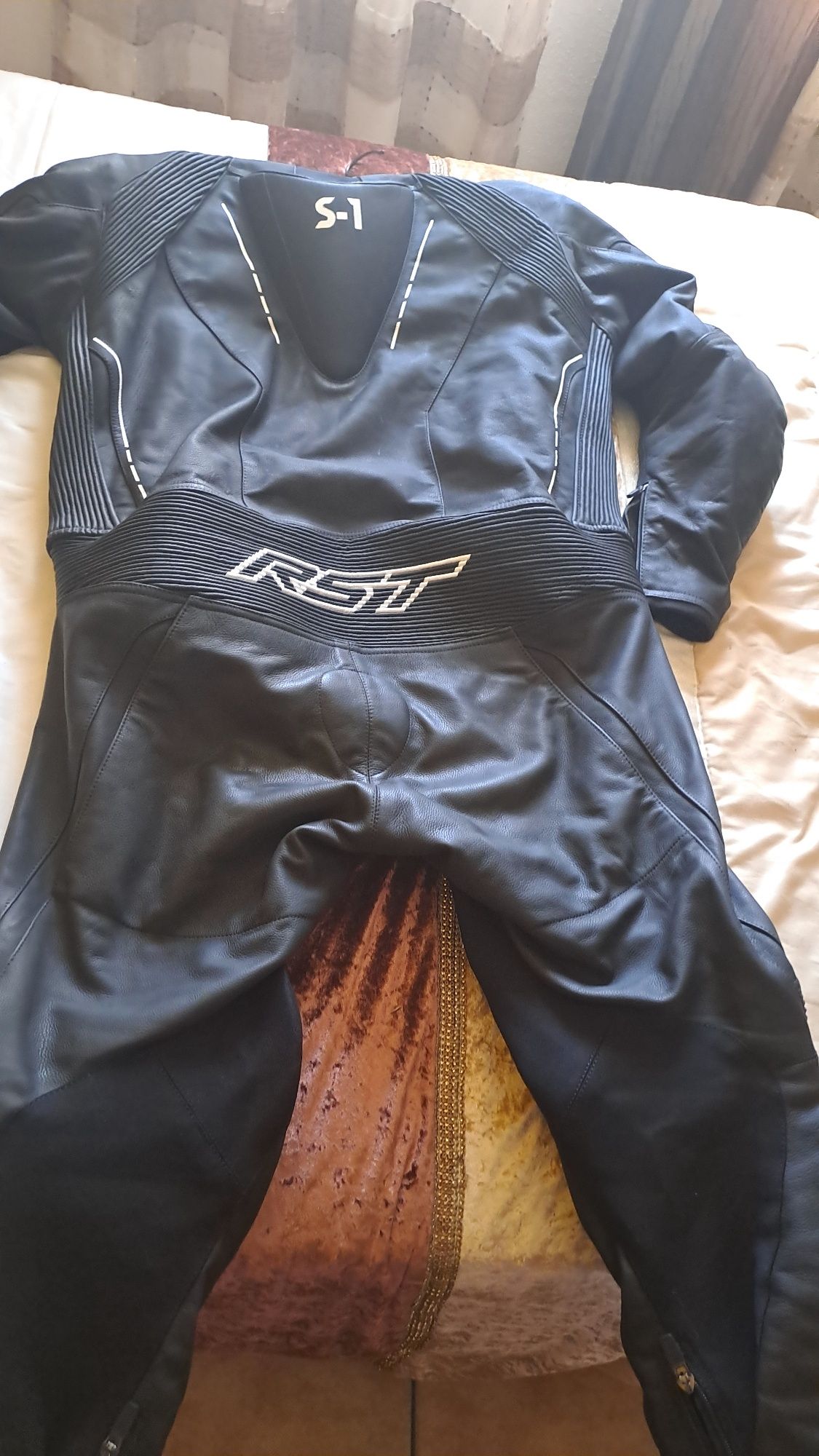 Vendo Fato RST 1 Peça 3Xl novo