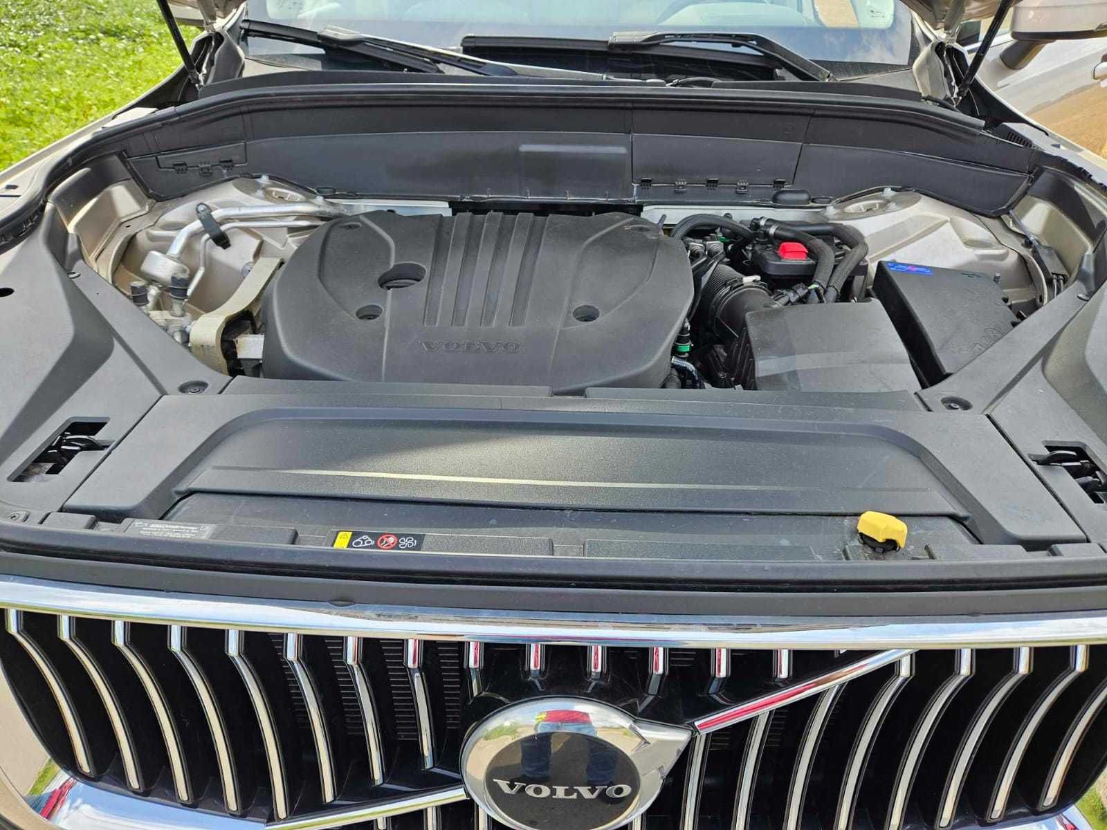 Volvo XC90 B5 Core AWD 2023 7-osobowe