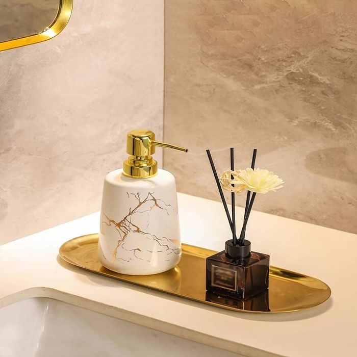 Dekoracyjna podstawka Gold 30cm kolor złoty