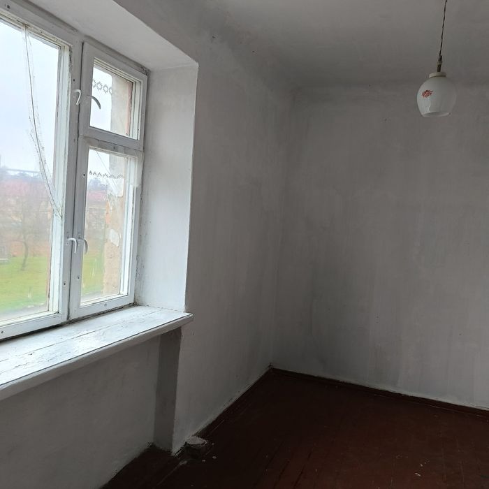 Продається 2-х кімнатна квартира в районі цукзавода