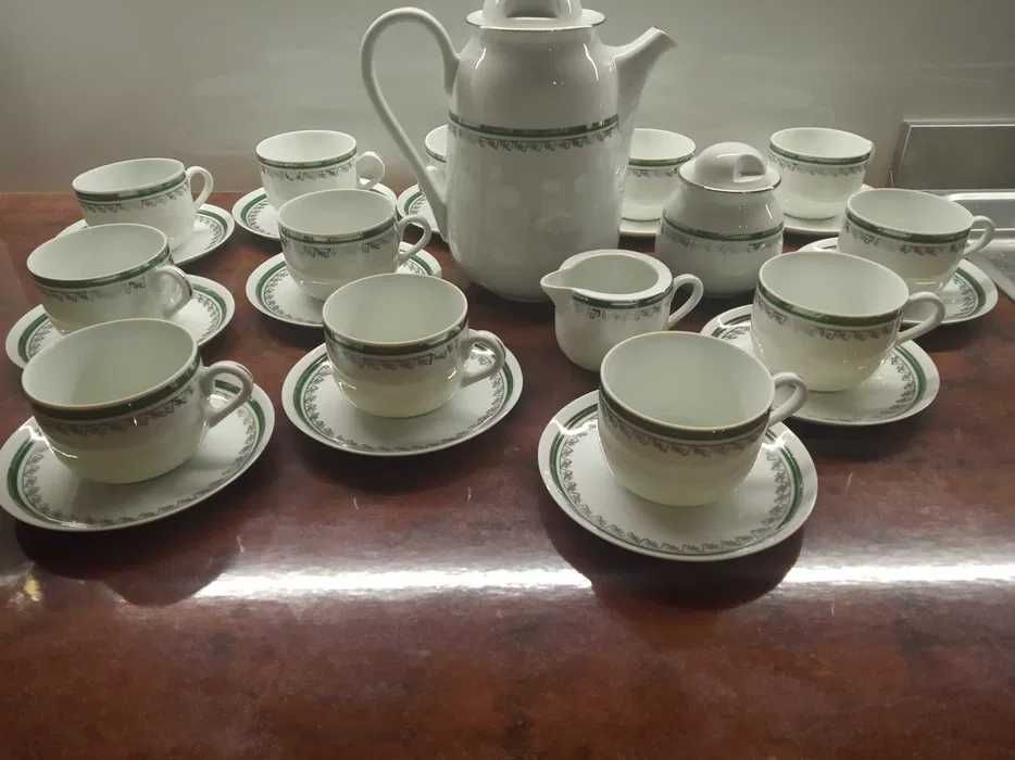 Porcelanowy serwis do herbaty/ kawy firmy ROSERBENAL POLSKA