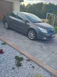 Toyota Avensis uszkodzona
