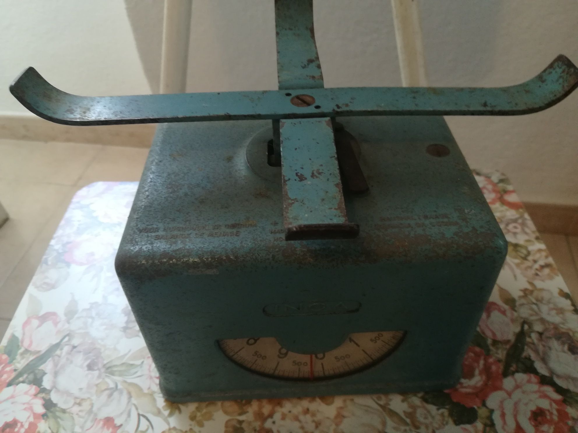 Balança Antiga de Cozinha