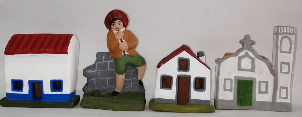 Figuras de presépio dos Açores