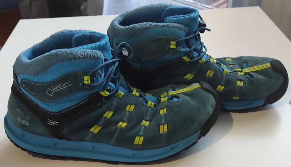 SELEWA на Gore-tex.