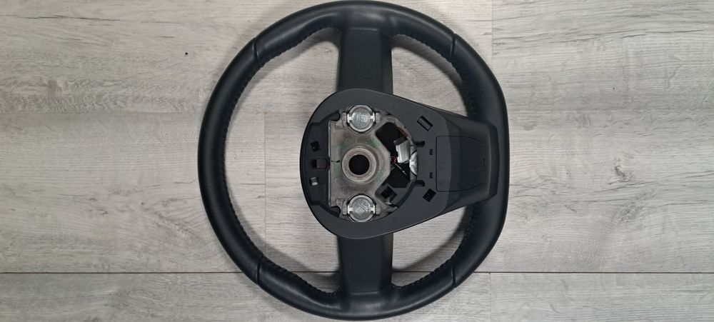 Volante Nissan Qashqai J12