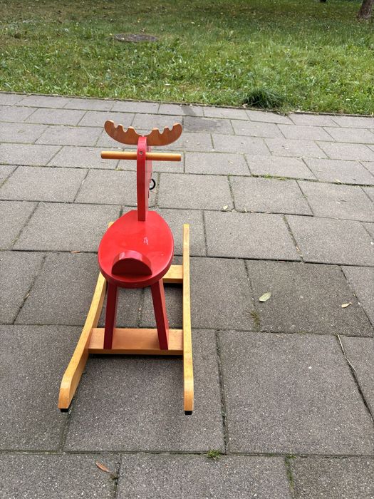 Ekorre łoś renifer koń na biegunach