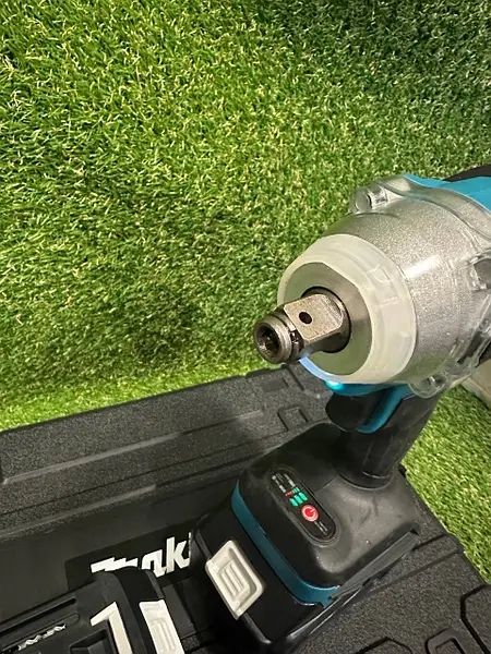 Гайковерт акумуляторний ударний безщітковий, 36в 5 а/год Makita DTW401