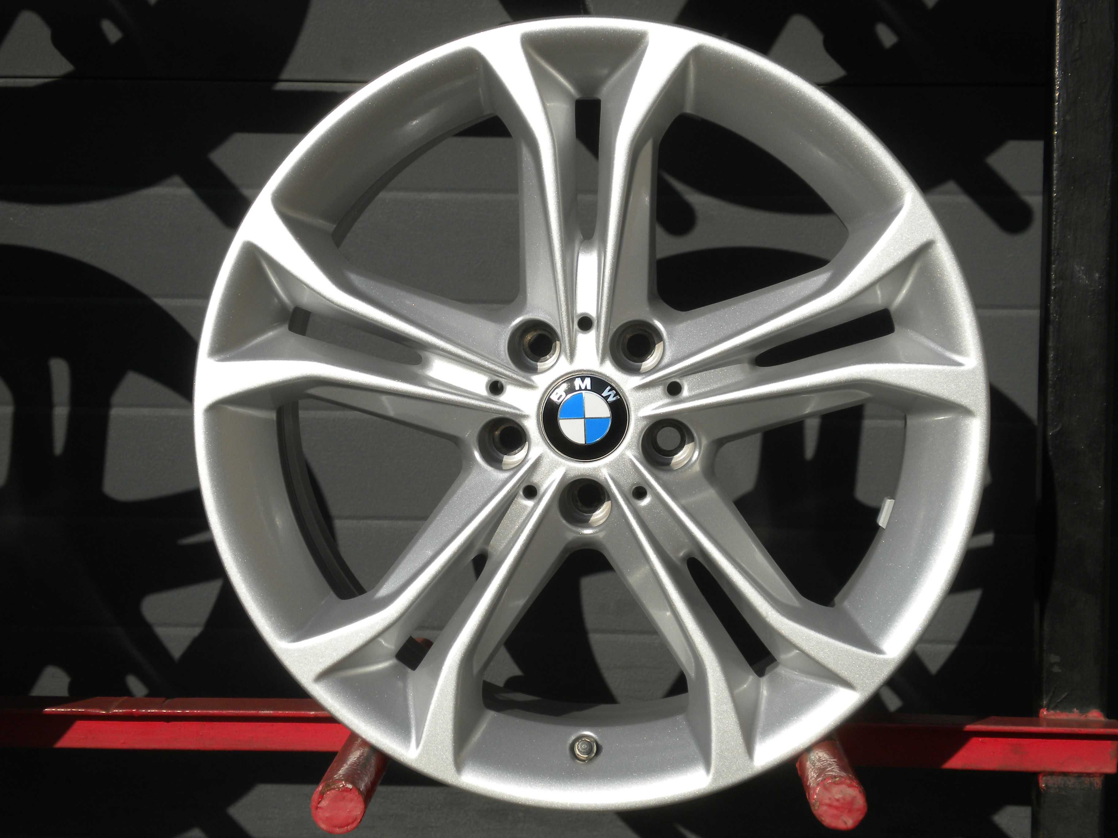 Felgi aluminiowe 18 5x112 Oryginał BMW X3 G01 X4 G02 TPMS BardzoŁadne