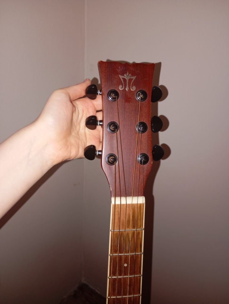 Gitara akustyczna