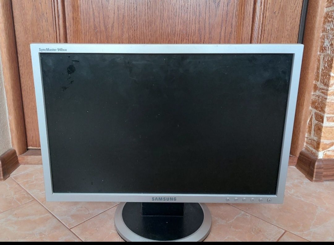 Samsung SyncMaster 940NW