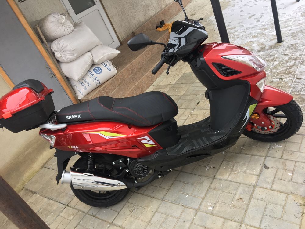 Скутер Spark SP150s