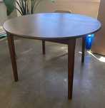Extendable table | Mesa extensível
