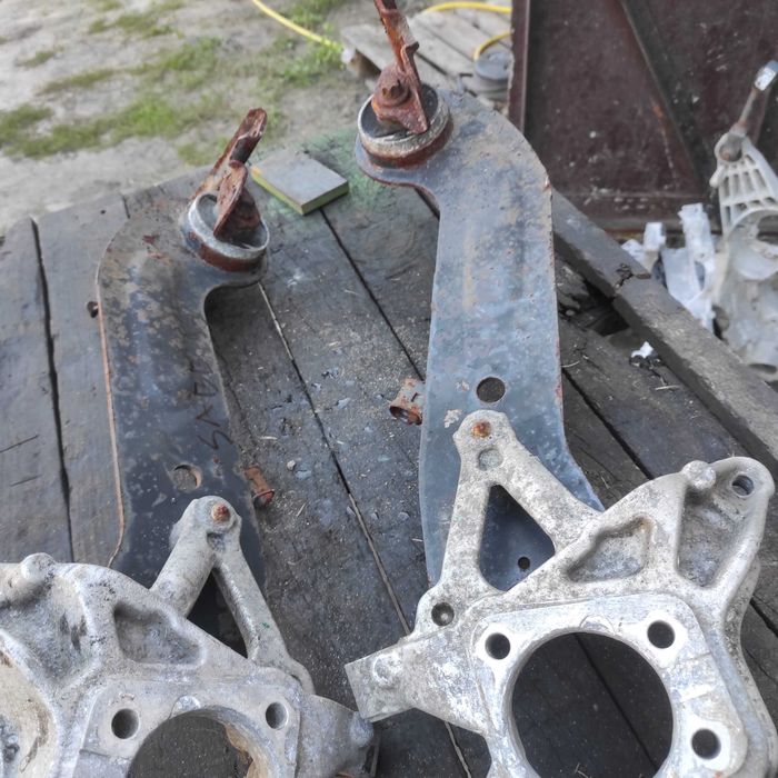 Wahacz Wzdłużny tył prawy lewy Saab 93 9-3 Vectra C Signum  Komplet