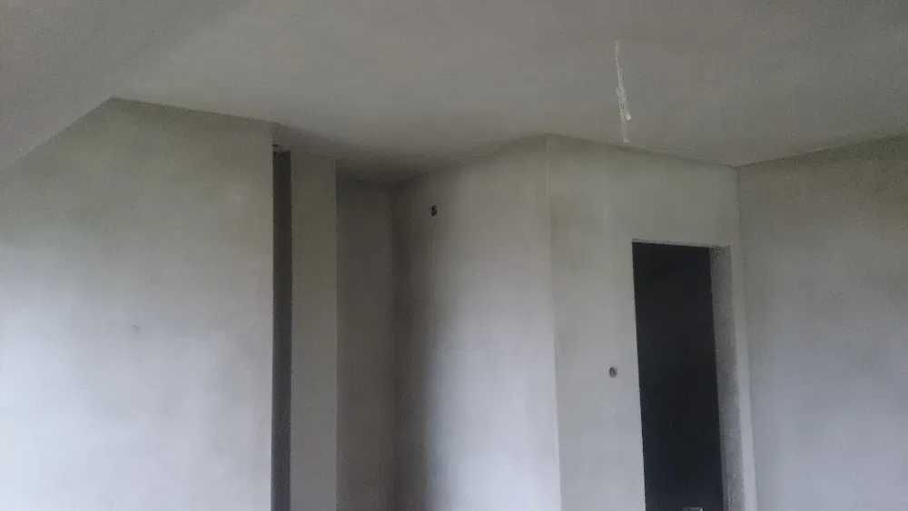 Tynki maszynowe gipsowe i cementowo-wapienne hybrydowe wolne terminy