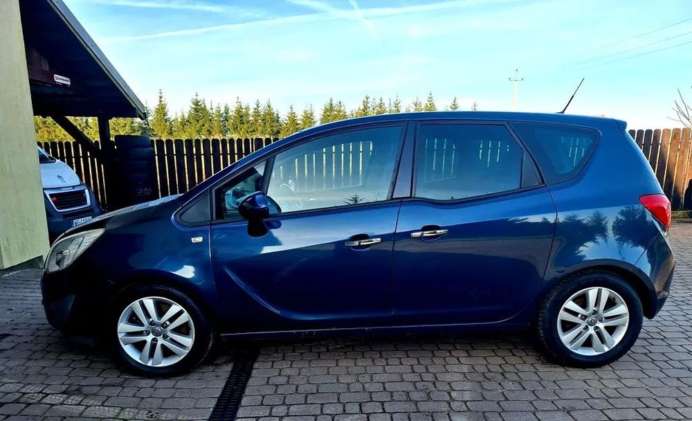 Opel Meriva Opel Meriva B 2011 Wersja Cosmo Edition Półskóry Alu Navi 2xParktronik
