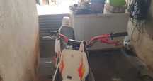 Vendo ou troco yamaha yz