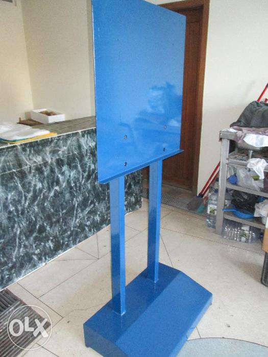 Suportes varias corres em ferro