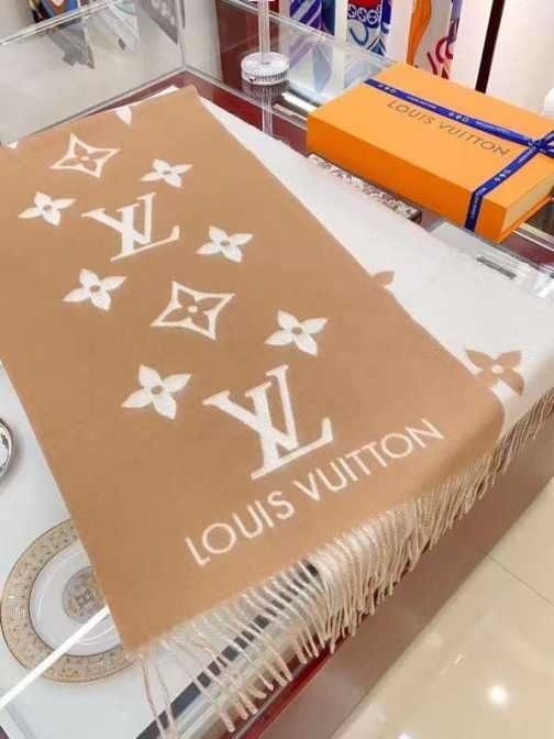 Louis Vuitton Chusta Szalik, Szal apaszka damski nowe 2589-0