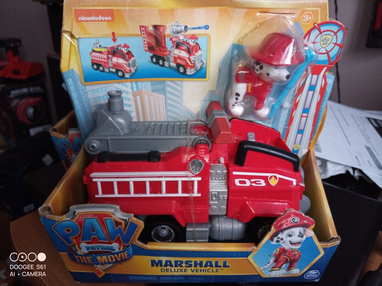 Nowy samochód psi patrol plus figurka Marshall