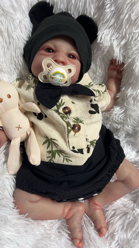 Bebé reborn artesanal