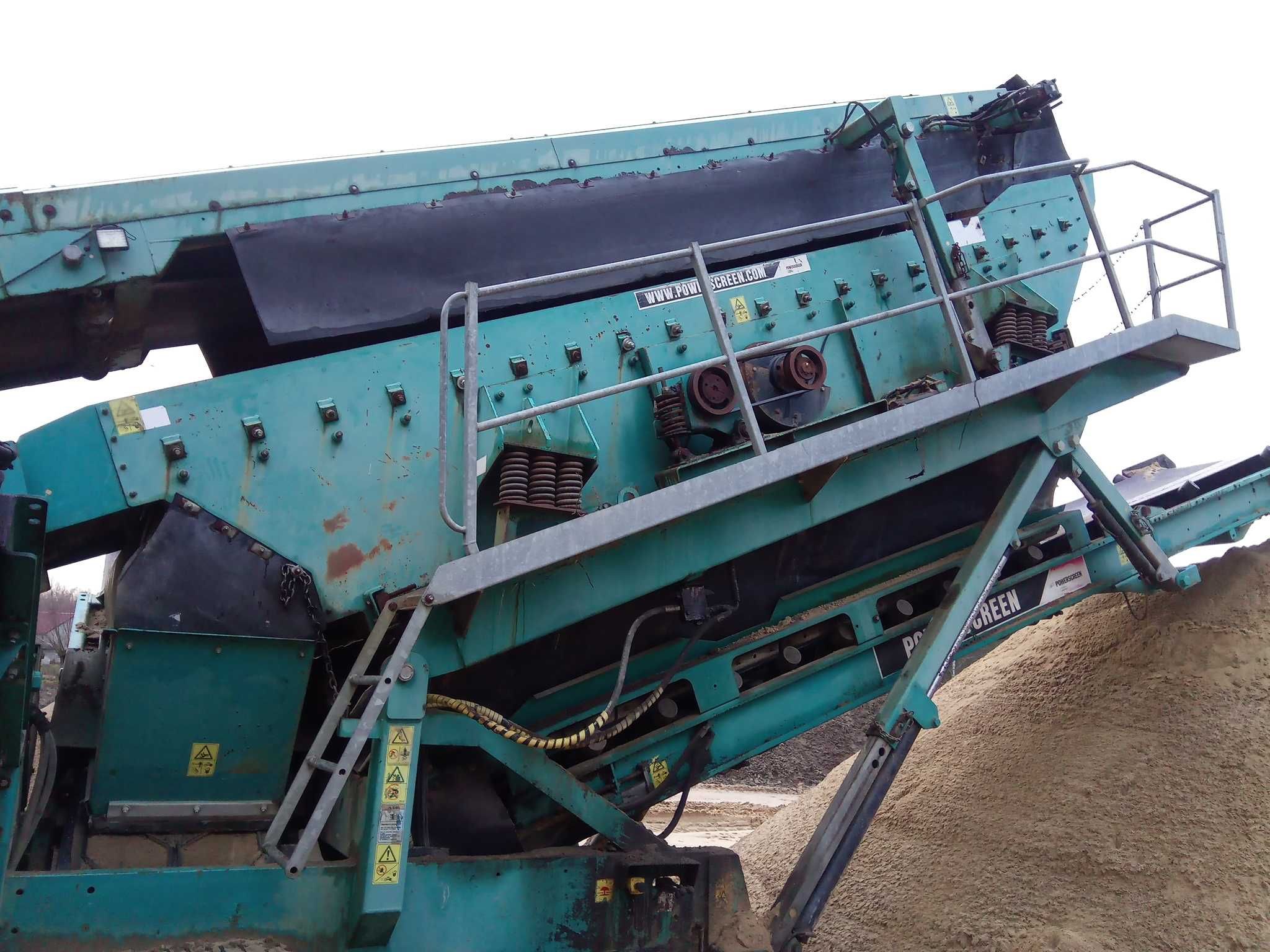 Przesiewacz Powerscreen CHIEFTAIN 2100 3 frakcje 2 sztuki, zamiana